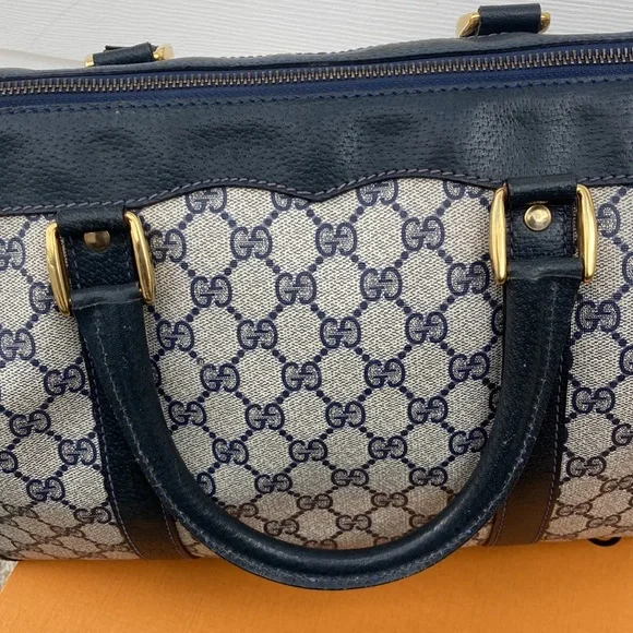 Gucci Travel Bag - Picture 11 of 17